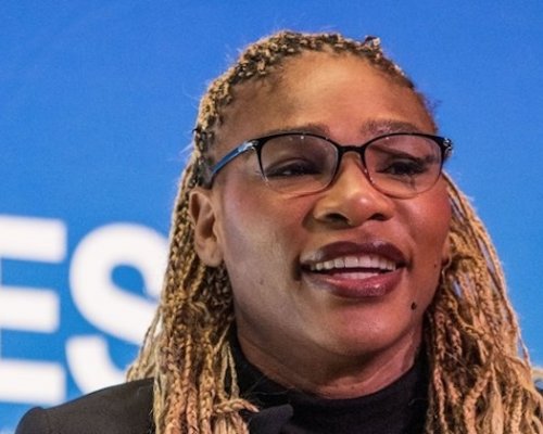 Serena se zastala rozbité rakety Coco Gauff a nabídla jí lekci "jedním švihem po serenovsku"