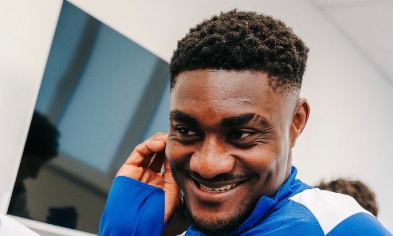 Do plzeňské pokladny míří balík přesahující 200 milionů.  Durosinmi neodletěl do Španělska a asi odejde za mladým Buffonem