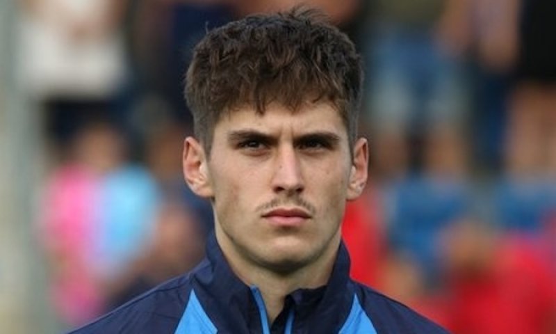 Ještě se netrénuje, ale miliony už létají. Sparta realizovala v Boleslavi nejdražší přestup mezi českými kluby, Okeke, Hollý i Penxa už jsou pryč