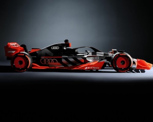 Historický moment v Hinwilu: Audi poprvé roztočilo motor a míří do Melbourne na debut ve Formuli 1