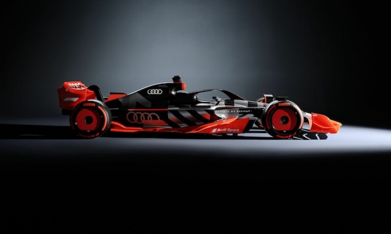 Historický moment v Hinwilu: Audi poprvé roztočilo motor a míří do Melbourne na debut ve Formuli 1