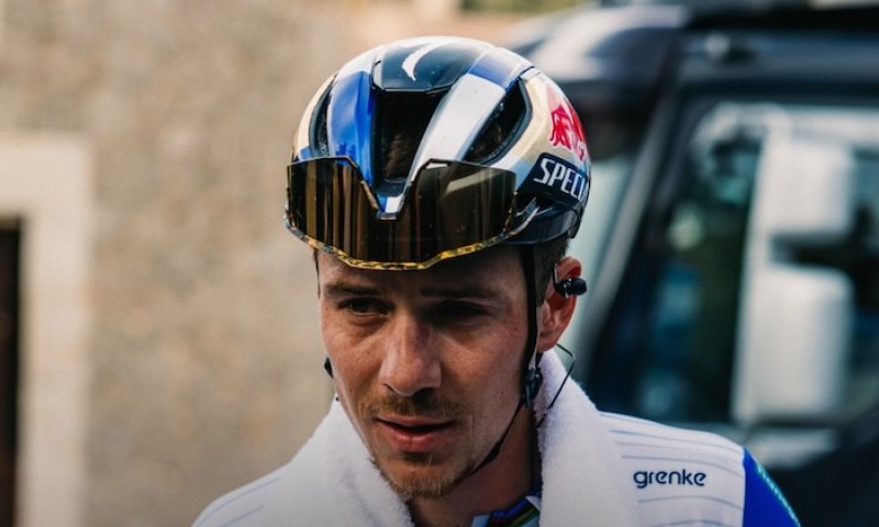 Tři závody, tři výhry s Red Bull–Bora–Hansgrohe. "Bude těžké tohle udržet," říká po famózním startu Evenepoel