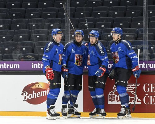 Musíme hrát týmově a dodržovat systém, míní Palát. Spolupráci ve své formaci si pochvaluje