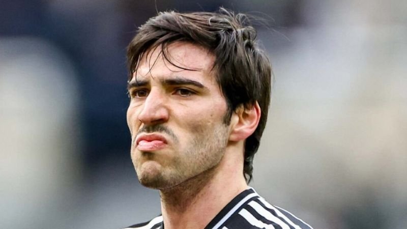 Válka o italského maestra: Newcastle stanovil astronomickou cenovku