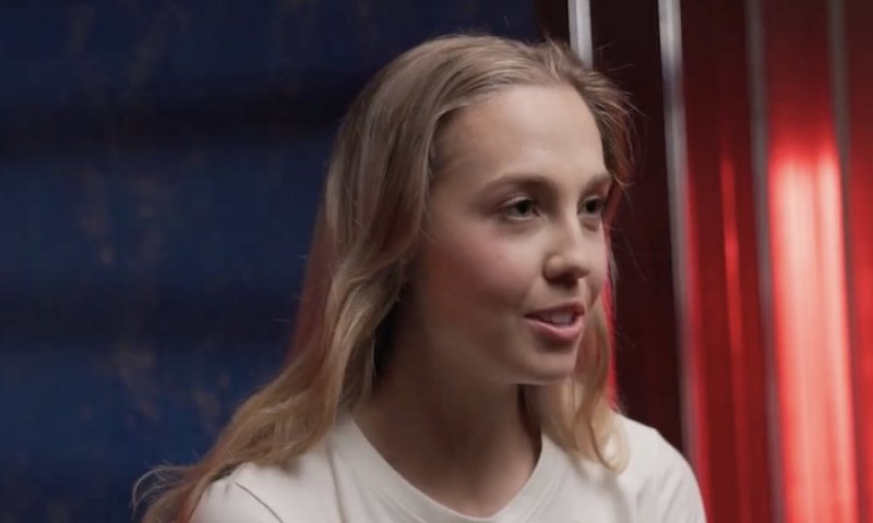 Český prapor drží jako jediná vysoko Voborníková. Na ZOH už ji potřetí hřeje přítomnost v elitní dvacítce