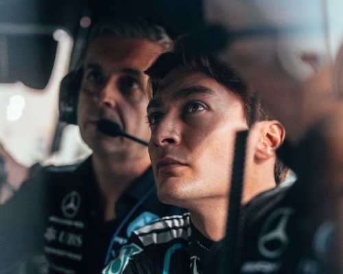 Russell udeřil jako první, Mercedes vyslal varování! Hamilton přišel o hodinu a půl testování