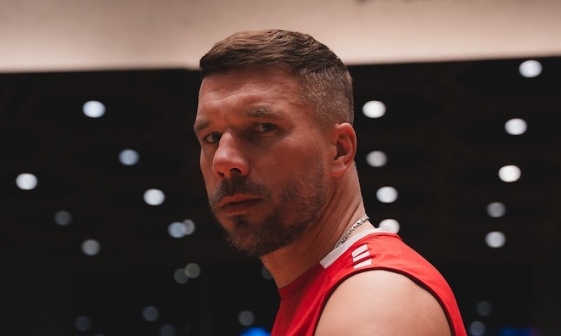 Podolski sní o titulu po téměř 40 letech, ale brzdí euforii. A co syn? "Má talent, ale musí si vybrat sám," říká legenda