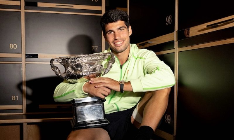 Dokázal to mnohem dřív než Nadal, Federer i Agassi. Alcaraz vymazal 88 let starý rekord a zkompletoval kariérní Grand Slam