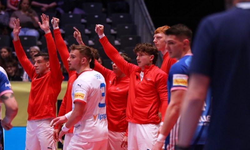 Tvrdý los! Baráž bude bez slitování a Češi si o mistrovství světa zahrají proti házenkářské velmoci