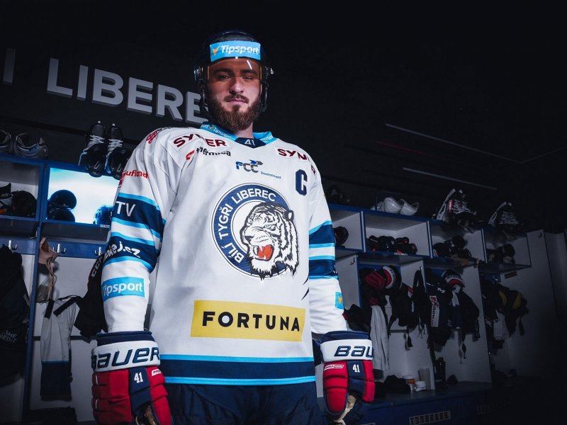 Smůla kapitána Tygrů nebere konce: Tomáš Filippi má po sezoně, ze hry ho vyřadila záda