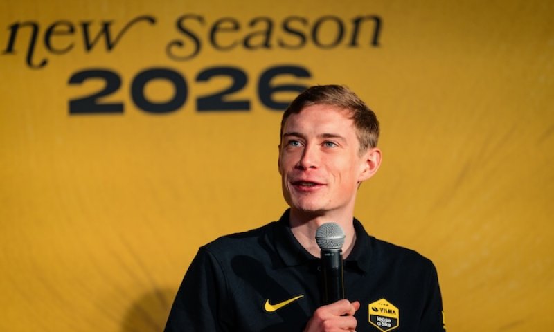 Visma-Lease a Bike uklidňuje fanoušky: Zpoždění Vingegaarda ani Van Aerta nejsou žádnou katastrofou