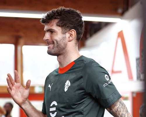 Americká hvězda, italský mozek i nový pravý bek. United rozjíždějí za 200 milionů liber operaci "návrat mezi elitu"