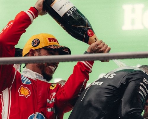 Nejlepší závodění v historii nebo vtip? Hamilton a Verstappen se neshodli, nová F1 rozděluje hvězdy šampionátu