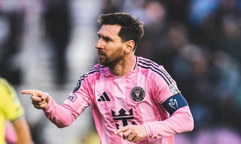 Sedm minut a hotovo: Messi si připsal 81. branku v růžových barvách Interu a oslavil jubilejní 900. trefu kariéry