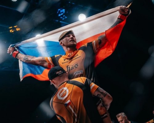 Peklo v Liberci: Humburgera čeká mašina na knockouty, která skolila Kincla či Soldiće