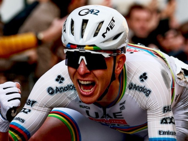 Armstrong se ozval po pátém Pogačarově úspěchu na Tour. O nejlepším cyklistovi všech dob má jasno