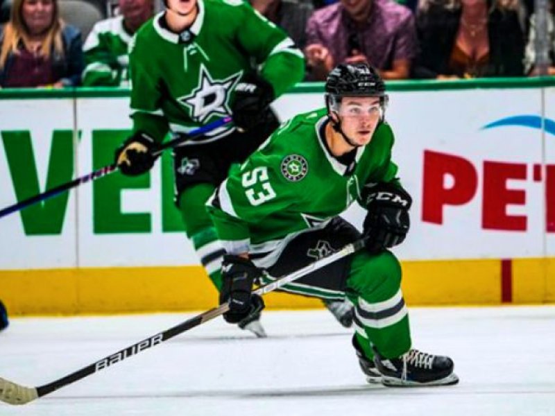 Zrození legendy v Dallasu: Dvaadvacetiletý talent vymazal historické tabulky a uchvátil fanoušky