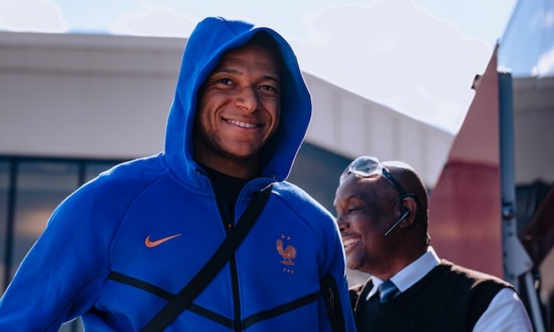 Mbappé rázně utnul fámy: "Špatné koleno? Nesmysl." Před Brazílií řeší formu, Real i tlak