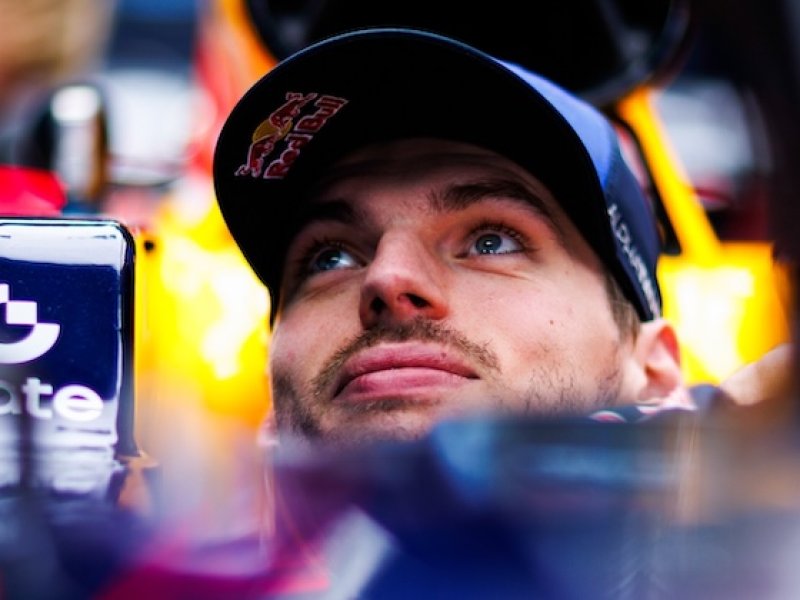 Drsná scéna v Suzuce: Verstappen vyhodil novináře z tiskovky. Stará křivda z Abu Zabí znovu vyplavala na povrch...