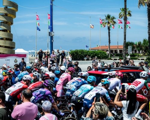 Giro d’Italia 2026: Program, trasa, nejtěžší kopce, výsledky, favorité a kde sledovat živě