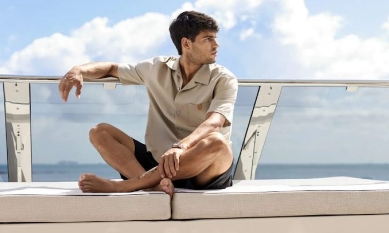 Milionová investice do 27 metrů na moři: Alcaraz si objednal luxusní katamarán, o němž snil už od dětství