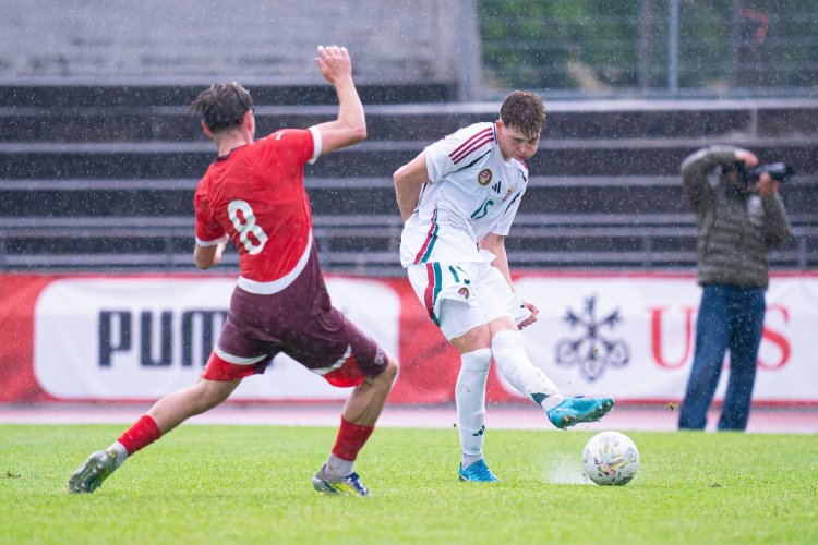 Česká liga je srovnatelná s Premier League, hlásí posila Sparty. Mladý zadák chce ukázat, že má ještě vyšší cenovku