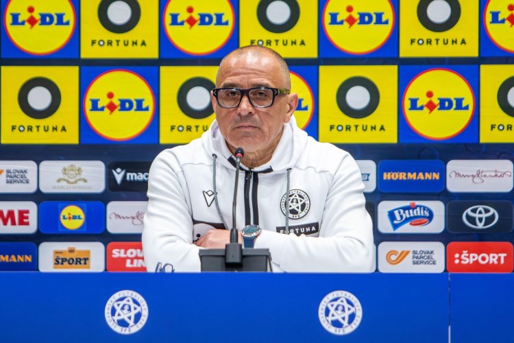 Slovensko řeší pozici reprezentačního trenéra: Zůstane Calzona, nebo mu zlomí vaz neúspěšná baráž o MS?