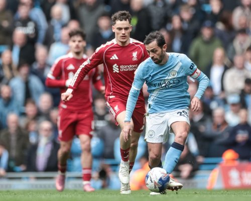 Do hry o Bernarda Silvu se vložil nový zájemce. Vrátí se hvězdný Portugalec do Ligue 1?