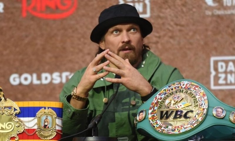 Usyk brzdí velký střet: ať se nejdřív pobijí Fury s Joshuou, vzkazuje nikdy neporažený šampion