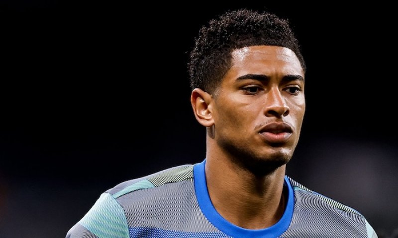 Návrat ke kořenům? Bellingham míří do kriketového byznysu a investuje do klubu ze svého města