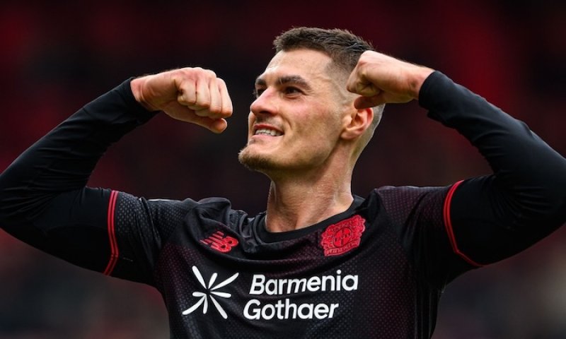 Šest gólů v pěti zápasech! Schick řádil v derby a vrátil Leverkusen zpět do bundesligové TOP 5