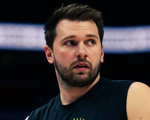 Lakers pořád čekají na lídra. Dončić dělá pokroky, termín návratu chybí a dřív půjde do akce i Reaves