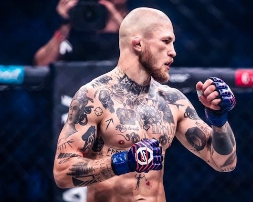 Humburger poslechl kouče a bral cennou výhru. Na Muradova to ještě nevypadá, tak volá Kincla. Je ve hře Štvanice?