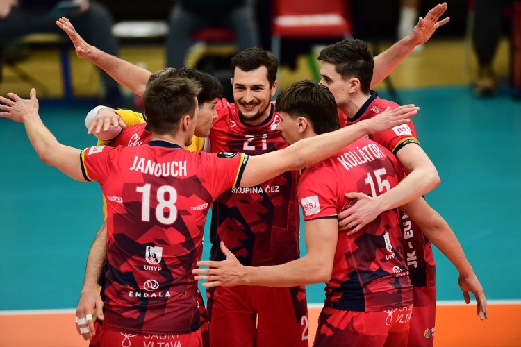 Lvi srovnali finálovou sérii: Nádherný zápas v neskutečné atmosféře, lidé jsou tu hladoví, řekl Jakub Janouch