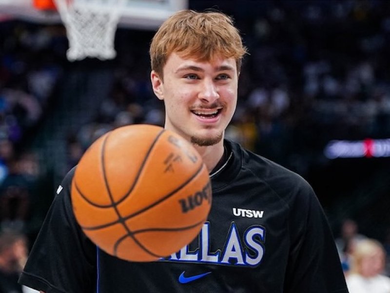 Nováček roku NBA? Vycházející hvězda Mavericks těsně porazila svého "bráchu" a nejlepšího trojkaře sezony