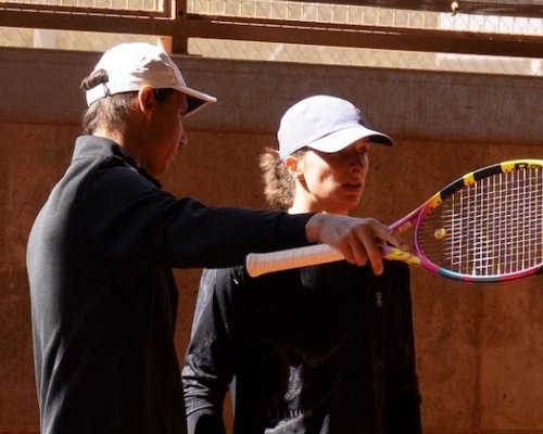 Świątek trénuje na antuce s Nadałem a konkurence má problém. "Děsivé, to by mělo být zakázané," usmívaly se Pegula a Keys