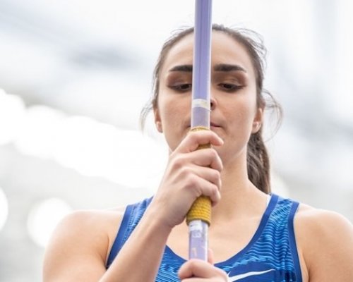 Tabačková opět útočila na magickou šedesátku a splnila limit na Euro v Birminghamu. Domažlice zažily i triumf olympijského vítěze