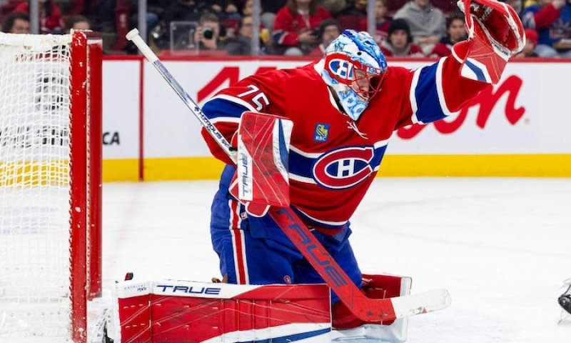 "Do-bie! Do-bie!" Montreal má nového hrdinu. Blázen Dobeš ničí Buffalo a z outsidera se stává modlou Canadiens