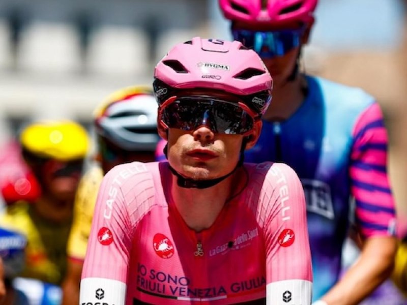Vingegaard zlomil Pantaniho čas a Giro proměnil ve vlastní horské divadlo