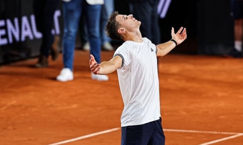 Menšík připomněl Berdycha a na Roland Garros poprvé pronikl mezi nejlepší osmičku: Pevně doufám, že nezůstanu jen u čtvrtfinále