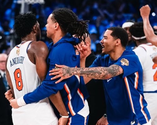 Knicks předvedli v Madison Square Garden comeback století. Z minus 29 otočili čtvrté finále a jsou krok od titulu po 53 letech