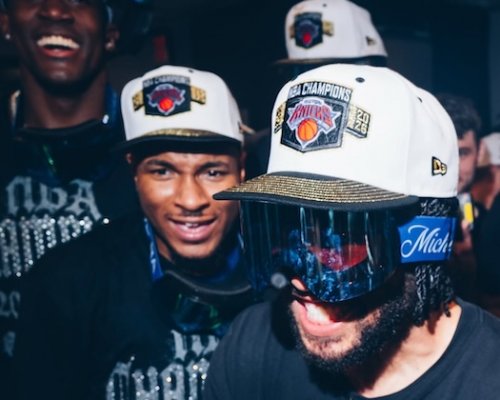 Knicks po 53 letech na trůnu. Hvězdný pracant Brunson dovedl New York k vysněnému titulu, na který čekaly celé generace