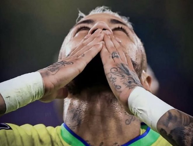 Ancelotti s Neymarem proti Skotsku počítá. Otazník se vznáší nad Raphinhou