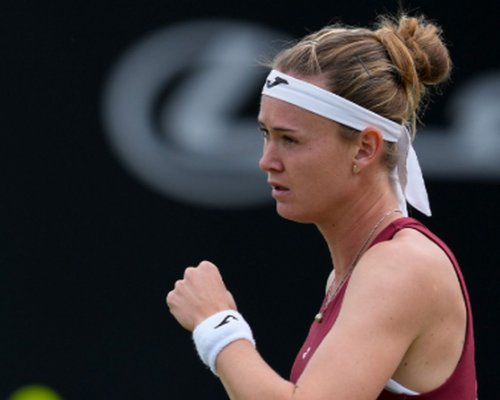 České derby v Nottinghamu ovládla Bouzková. Plíšková si o titul na okruhu WTA nezahraje