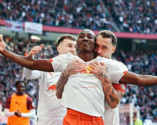 Stomilionový balík se nesetkal s pochopením. Diomande je zatím stále hráčem Lipska
