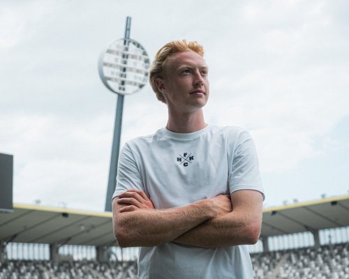 Fotbalové přestupy ONLINE: Slončík podepsal v Hradci, Hunal a Penxa do Zbrojovky