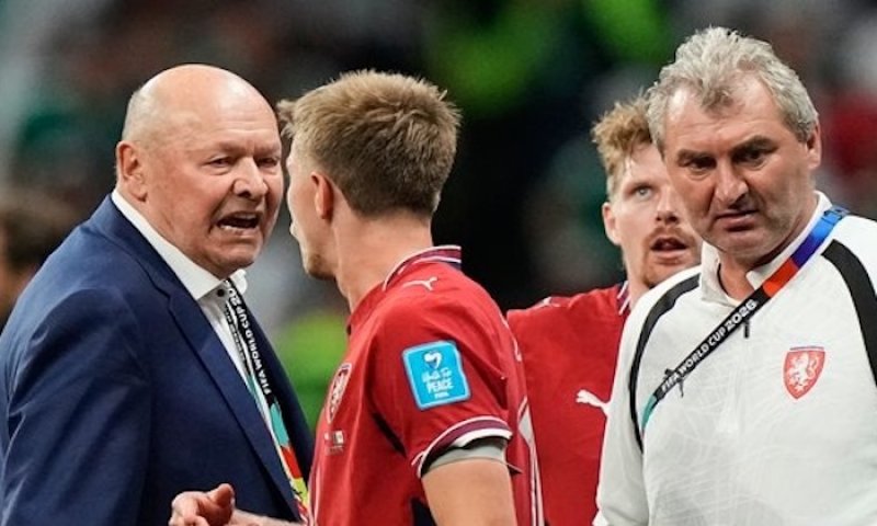 Nejupřímnější Koubek za dlouhou dobu. Reprezentační trenér promluvil o slabé formě opor, která ho zaskočila, technice i budoucnosti