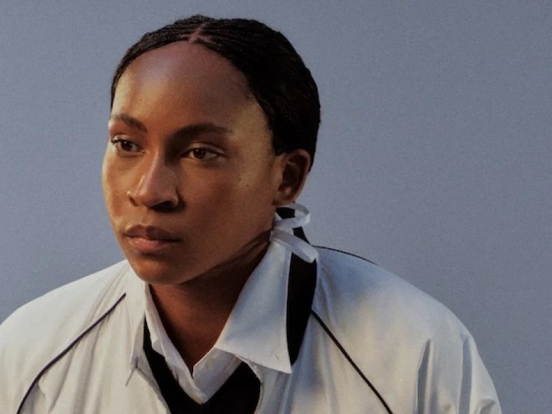 Coco Gauff se veder na Wimbledonu nebojí a zůstává v klidu. "Jsem přece z Floridy," usmívá americká hvězda