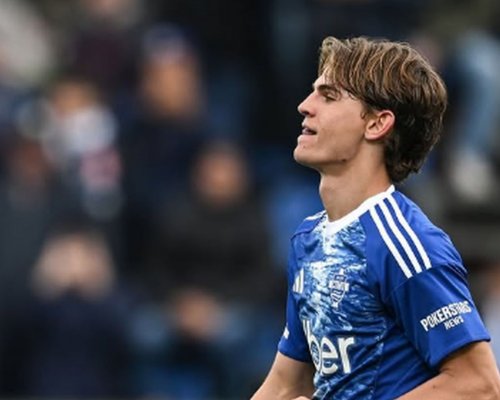 Důležitá zpráva pro Como před startem v Lize mistrů. Italská kometa dokázala udržet záložníka Paze