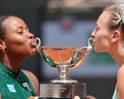 Siniaková ovládla Paříž už se čtyřmi různými partnerkami. S Townsendovou je krok od historie a letos útočí na kariérní Grand Slam